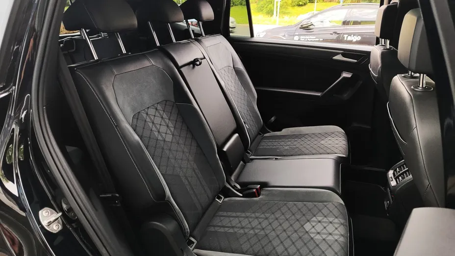 VOLKSWAGEN Tiguan Tiguan Allspace 2.0 TDI 4Mot. R-Line DSG 7os.