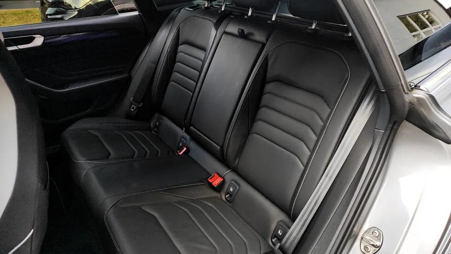 VOLKSWAGEN Arteon Arteon 2.0 TDI 4Motion R-Line DSG