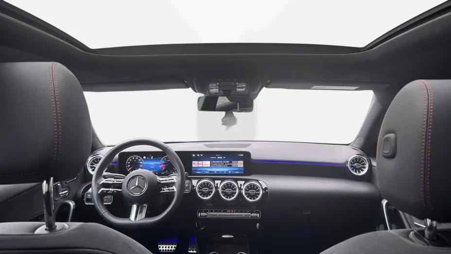 MERCEDES-BENZ A Klasa A 220 4-Matic AMG Line 8G-DCT