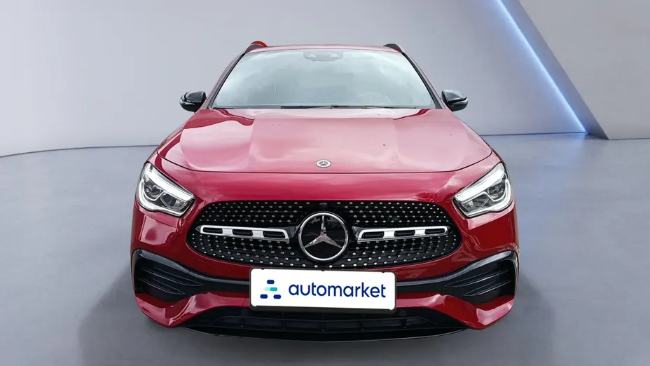 MERCEDES-BENZ GLA GLA 200 AMG Line