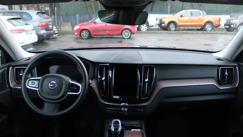VOLVO XC60 XC60 B4 D AWD Plus Bright aut