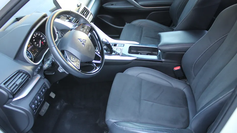 MITSUBISHI Eclipse Cross Eclipse Cross 2.4 PHEV Intense Plus