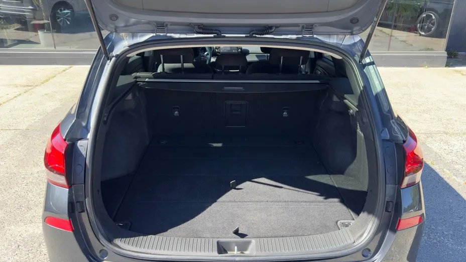 HYUNDAI i30 i30 1.5 T-GDI 48V Smart