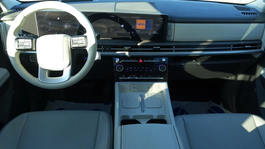 HYUNDAI Santa Fe Santa Fe 1.6 T-GDI HEV Executive 4WD aut