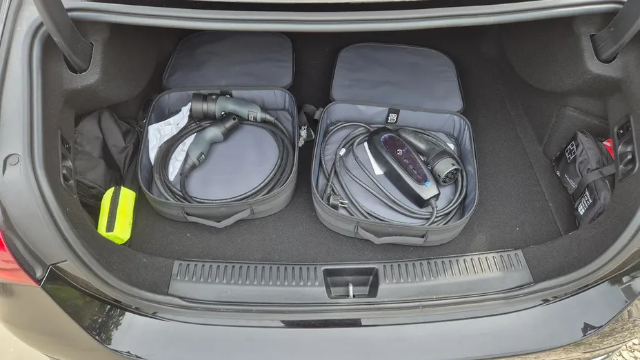 MERCEDES-BENZ E Klasa E 400 e PHEV 4-Matic AMG 9G-Tronic