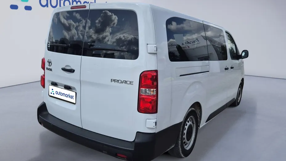 TOYOTA Proace Verso Proace Verso 2.0 D4-D Long Business