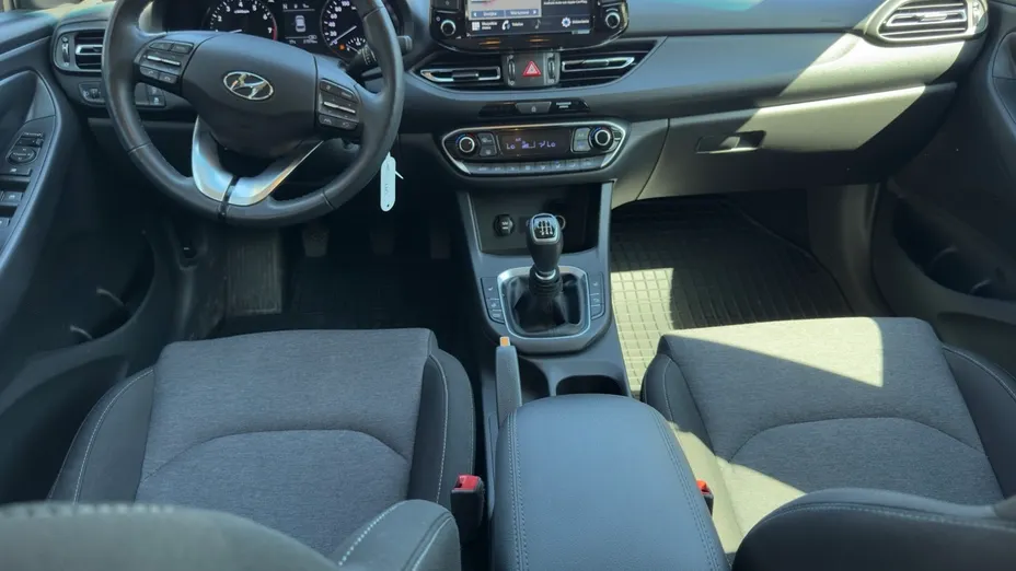 HYUNDAI i30 i30 1.5 T-GDI 48V Smart