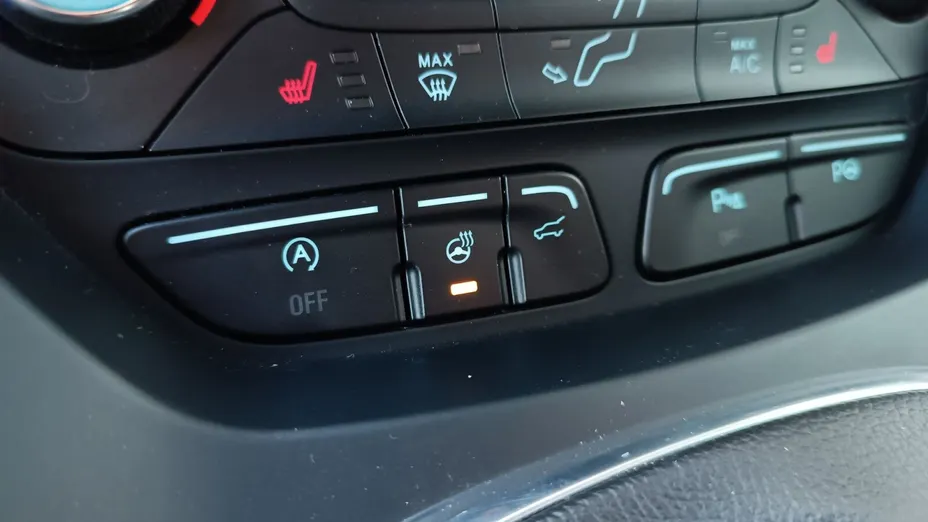 FORD Kuga Kuga 1.5 EcoBoost FWD ST-Line ASS