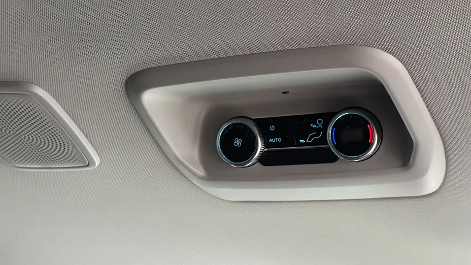 FORD Tourneo Custom Tourneo Custom 2.0 EcoBlue 320 L2 Titanium aut Nowy