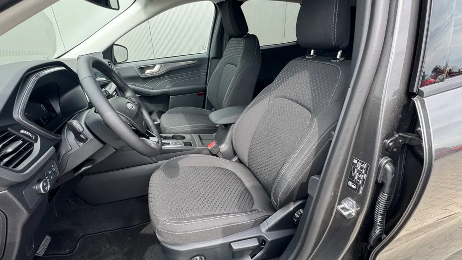FORD Kuga Kuga 2.5 FHEV AWD Titanium eCVT Nowy