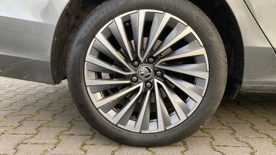 SKODA Superb Superb 2.0 TDI SCR 4x4 L&K DSG