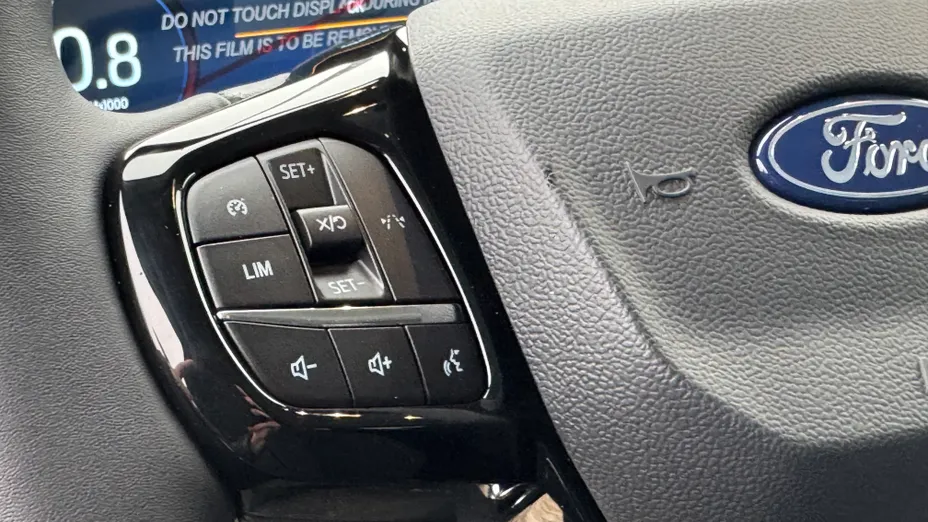 FORD Transit Custom Transit Custom Kombi 2.0 EcoBlue 320 L2H1 Trend M1 Nowy