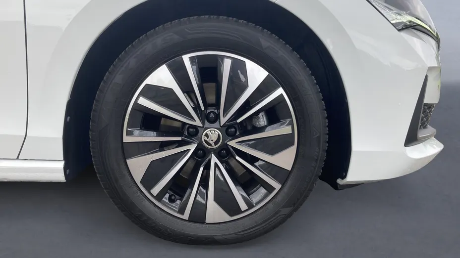 SKODA Superb Superb 2.0 TDI SCR Selection DSG