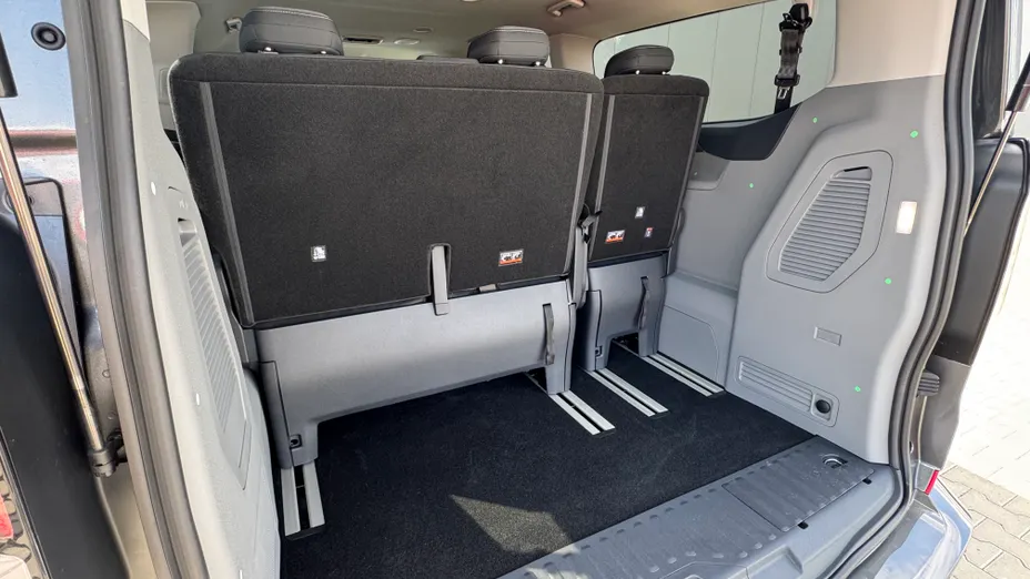 FORD Tourneo Custom Tourneo Custom 2.0 EcoBlue 320 L2 Titanium aut Nowy