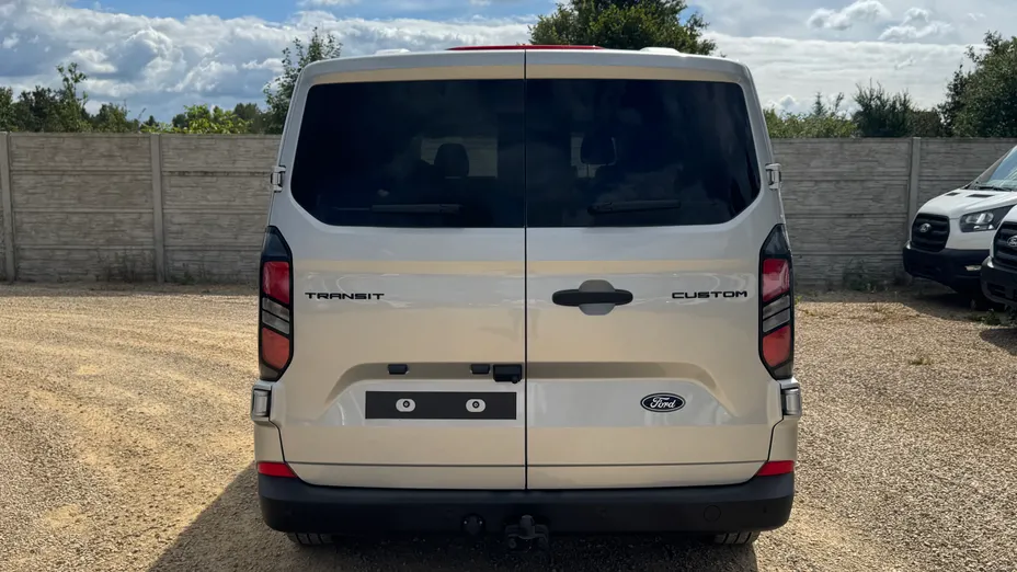 FORD Transit Custom Transit Custom Kombi 2.0 EcoBlue 320 L2H1 Trend M1 Nowy