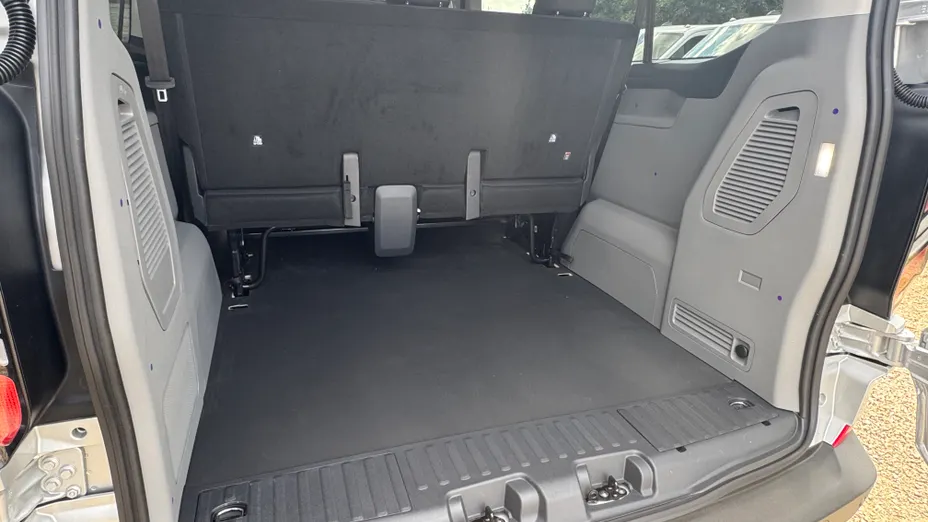 FORD Transit Custom Transit Custom Kombi 2.0 EcoBlue 320 L2H1 Trend M1 Nowy