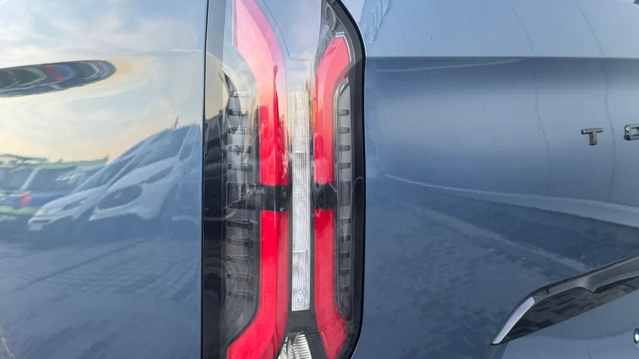 FORD Tourneo Custom Tourneo Custom 2.0 EcoBlue 320 L2 Titanium aut Nowy