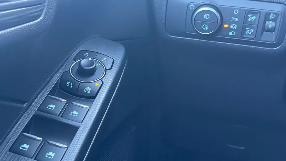 FORD Kuga Kuga 2.5 FHEV FWD Active eCVT Nowy