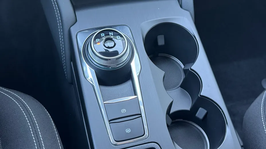 FORD Kuga Kuga 2.5 FHEV FWD Active eCVT Nowy