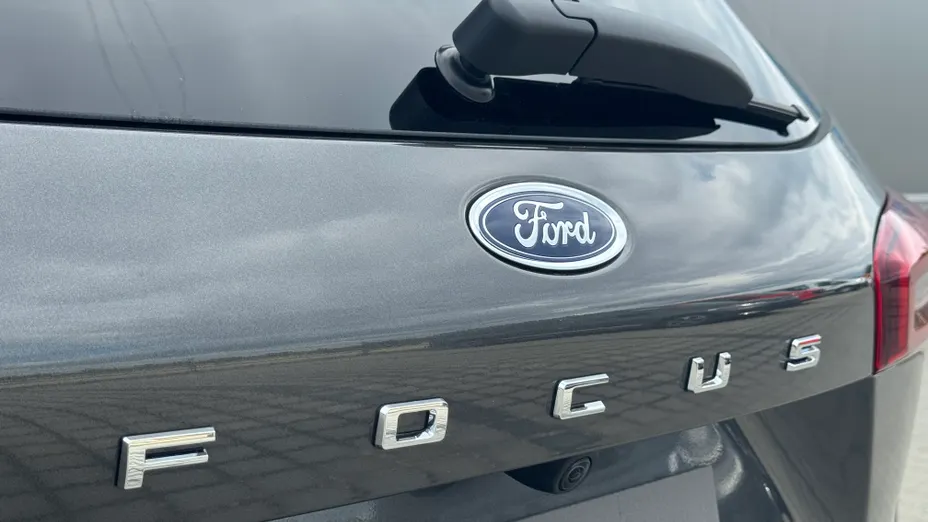 FORD Focus Focus 1.0 EcoBoost mHEV ST-Line X aut Nowy