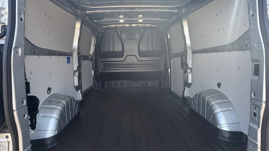 FORD Transit Custom Transit Custom 2.0 EcoBlue 300 L2H1 Limited Aut. Nowy
