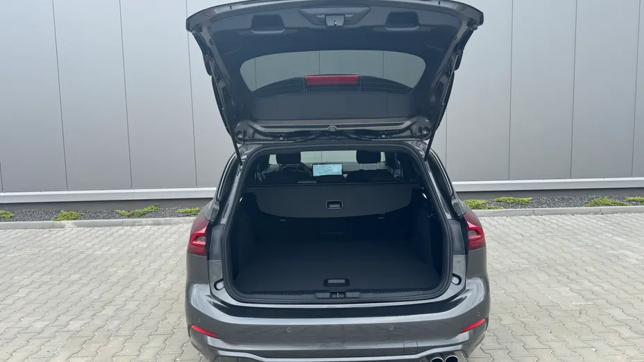 FORD Focus Focus 1.0 EcoBoost mHEV ST-Line X aut Nowy