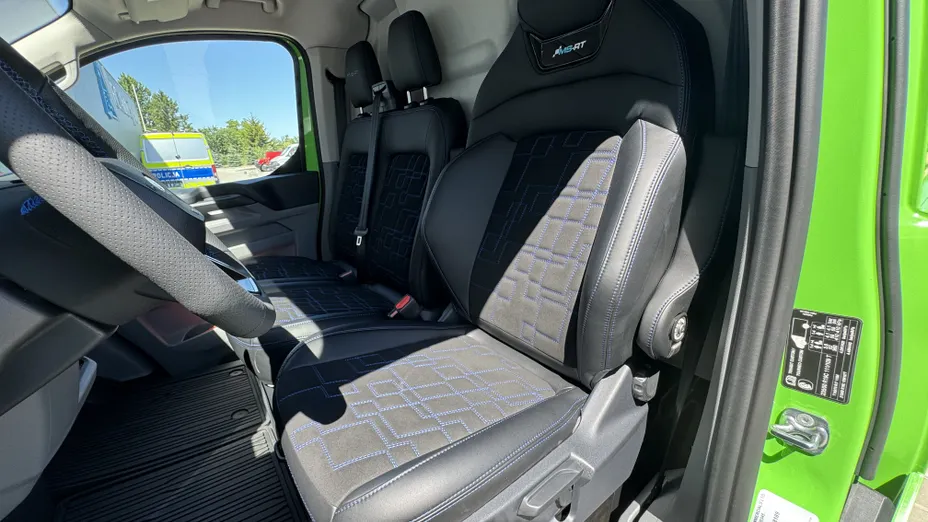 FORD Transit Custom Transit Custom 2.0 EcoBlue 320 L2H1 MS-RT Aut. Nowy