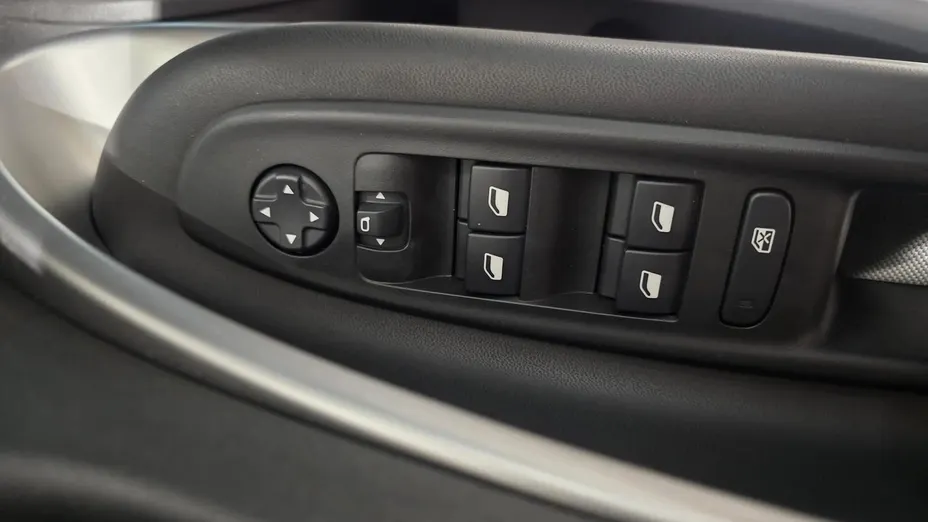 JEEP Avenger Avenger 1.2 T3 mHEV Altitude FWD eDCT6