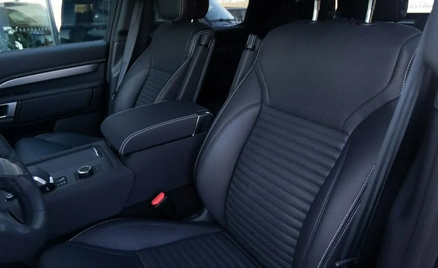 LAND ROVER Discovery Discovery V 3.0 D250 mHEV Dynamic SE