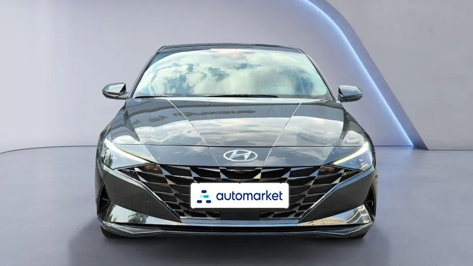 HYUNDAI Elantra Elantra 1.6 Smart CVT
