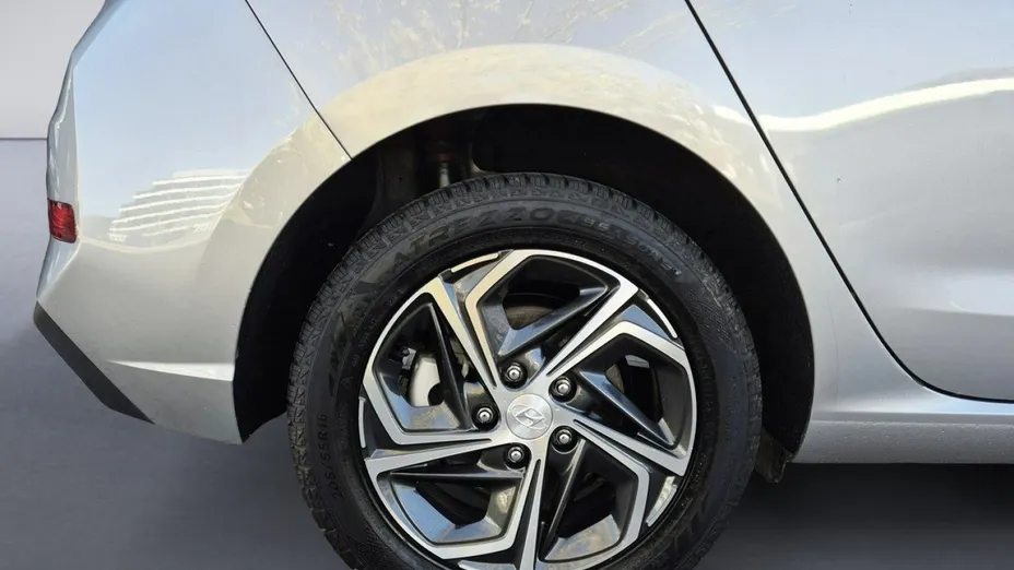 HYUNDAI i30 i30 1.5 T-GDI 48V Smart DCT