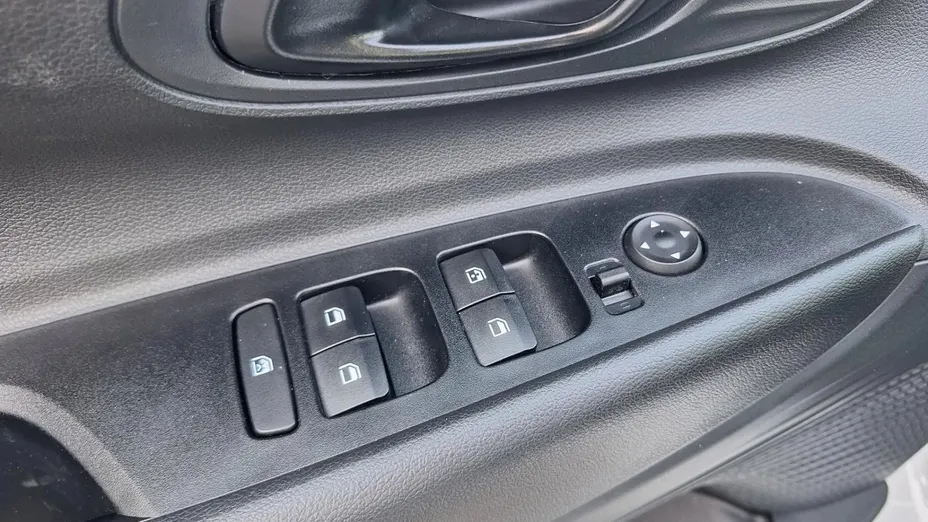 HYUNDAI i20 i20 1.2 Modern