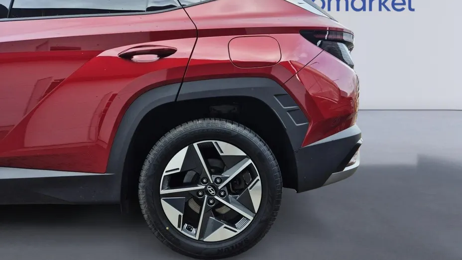 HYUNDAI Tucson Tucson 1.6 T-GDi HEV Smart 2WD aut