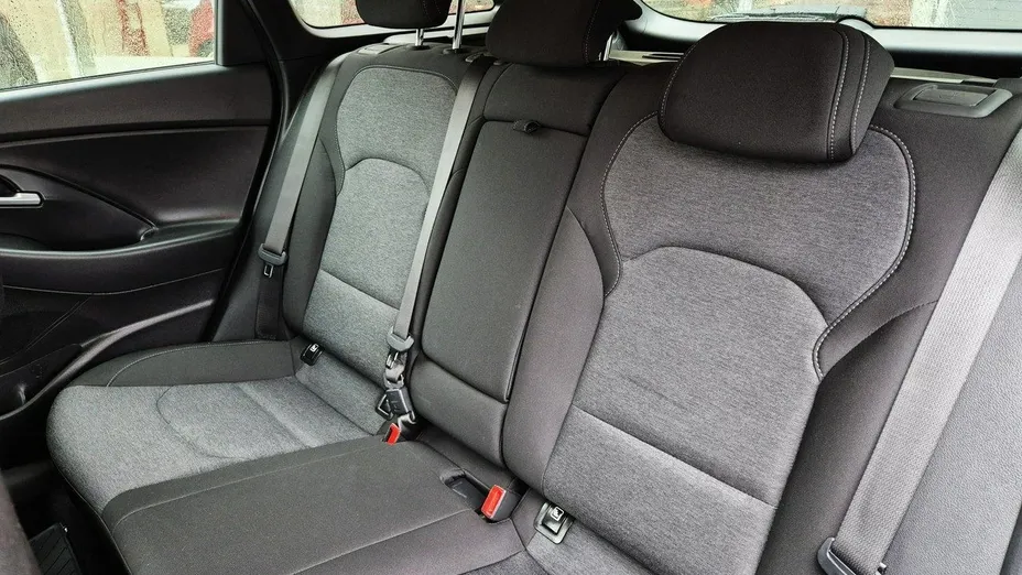 HYUNDAI i30 i30 1.0 T-GDI Smart