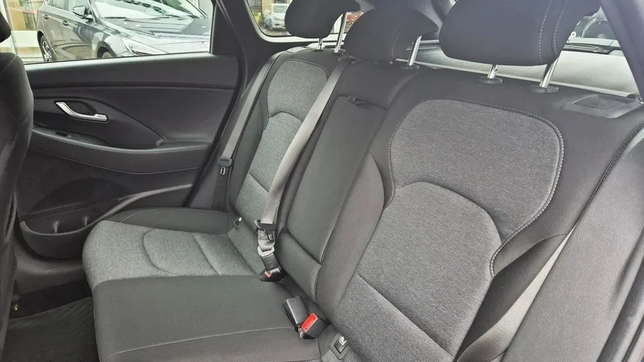 HYUNDAI i30 i30 1.0 T-GDI Smart