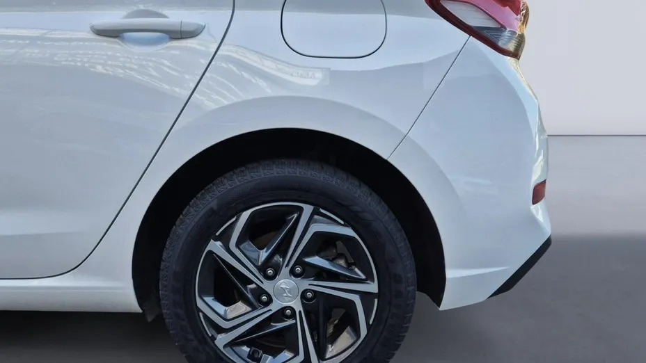 HYUNDAI i30 i30 1.5 T-GDI 48V Smart DCT