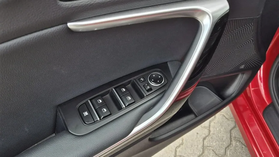 KIA Cee'd Ceed 1.5 T-GDI Business Line DCT