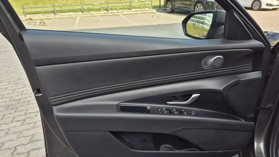 HYUNDAI Elantra Elantra 1.6 Smart CVT