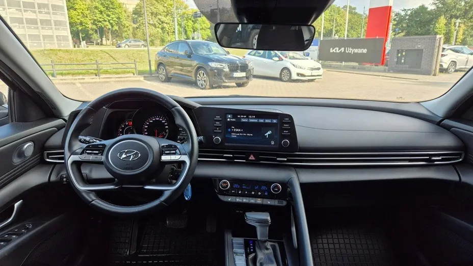 HYUNDAI Elantra Elantra 1.6 Smart CVT