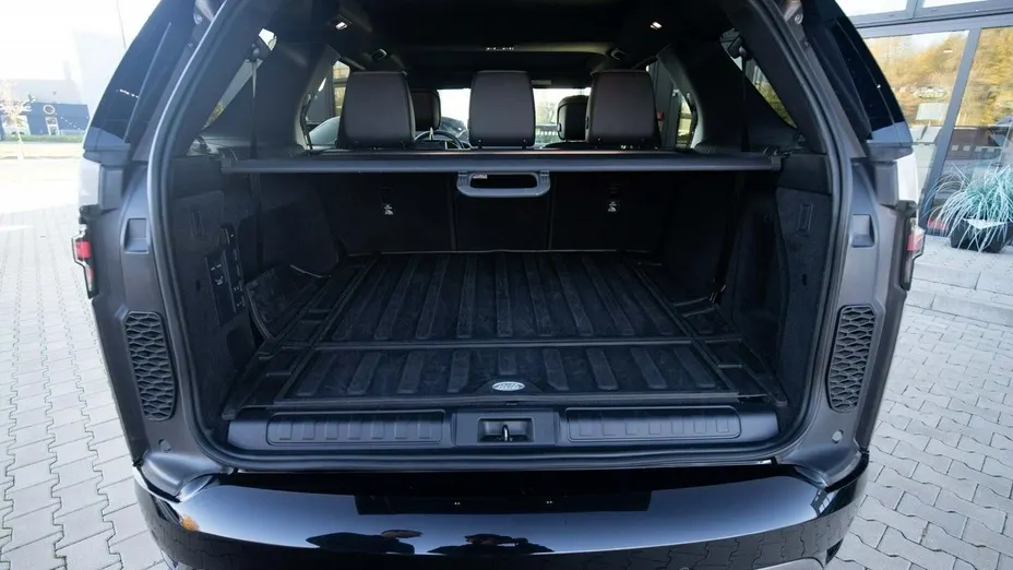 LAND ROVER Discovery Discovery V 3.0 D250 mHEV Dynamic SE