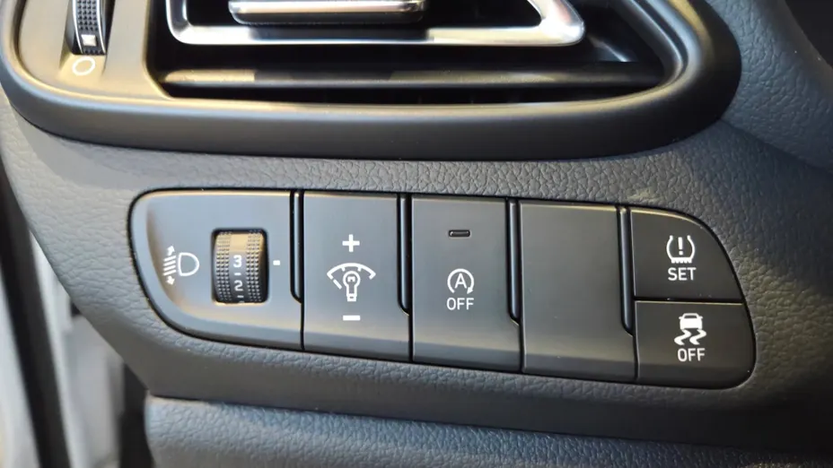HYUNDAI i30 i30 1.5 T-GDI 48V Smart DCT Nowy