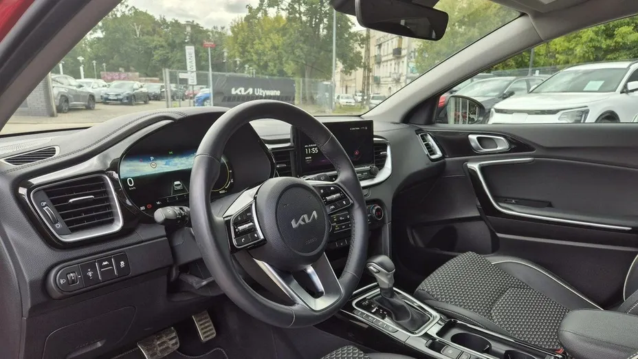 KIA Cee'd Ceed 1.5 T-GDI Business Line DCT