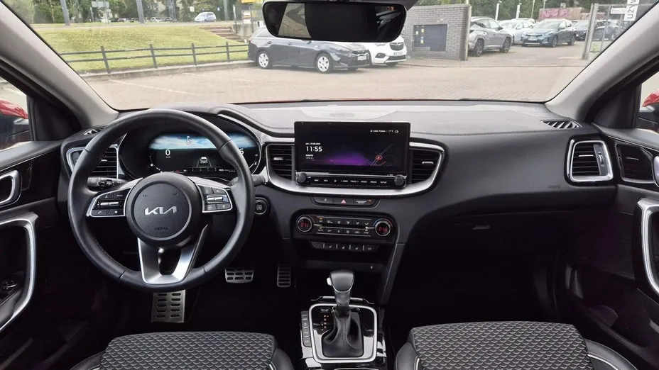 KIA Cee'd Ceed 1.5 T-GDI Business Line DCT