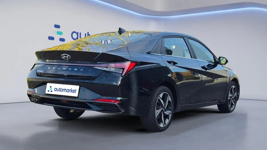 HYUNDAI Elantra Elantra 1.6 Smart CVT