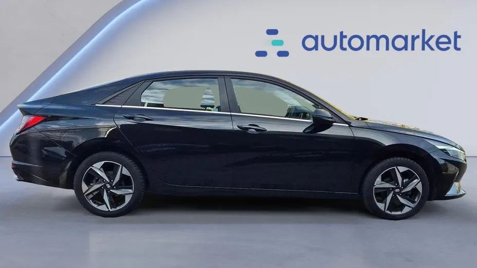 HYUNDAI Elantra Elantra 1.6 Smart CVT