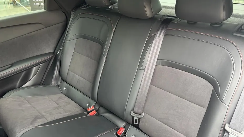 MG MG4 MG4 64kWh XPower 4x4 Nowy