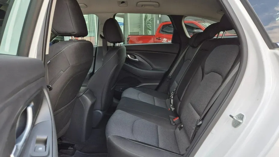 HYUNDAI i30 i30 1.0 T-GDI Smart