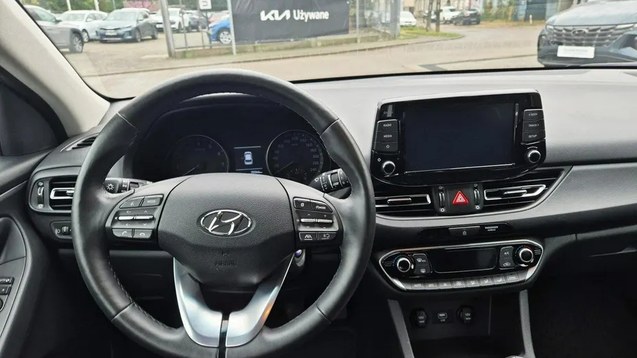 HYUNDAI i30 i30 1.0 T-GDI Smart