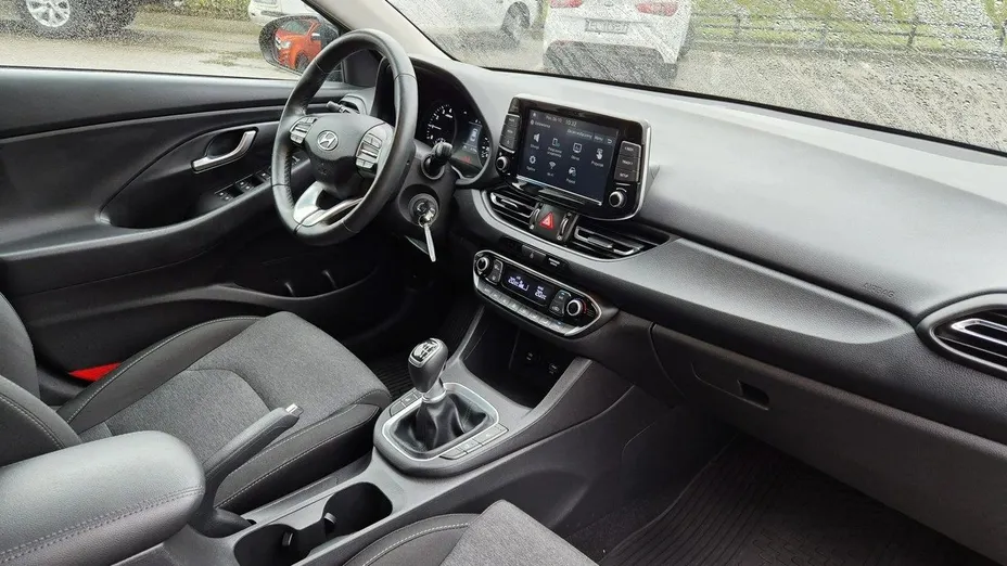 HYUNDAI i30 i30 1.0 T-GDI Smart