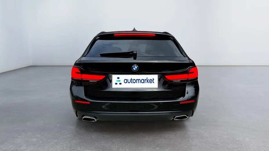BMW Seria 5 520d xDrive Luxury Line sport-aut